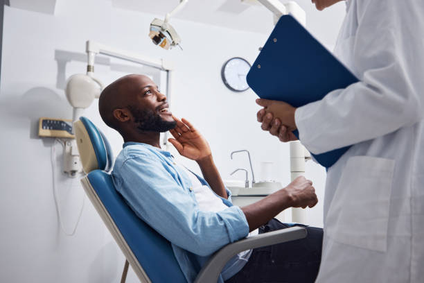 Best Emergency Tooth Extraction in Roanoke, IN